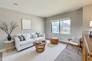 17922 Normandy Ln, Hazel Crest, IL 60429 - Photo 2