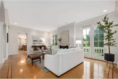 11361 W Plainfield Road, Indian Head Park, IL 60525 - Photo 8