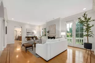 11361 W Plainfield Rd, Indian Head Park, IL 60525 - Photo 8