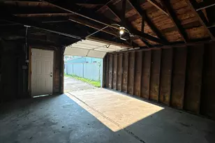 14808 Dorchester Ave, Dolton, IL 60419 - Photo 18