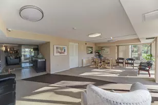 100 Lake Blvd, Buffalo Grove, IL 60089 - Photo 8