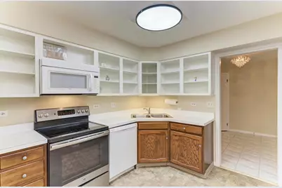 100 Lake Boulevard #603, Buffalo Grove, IL 60089 - Photo 16