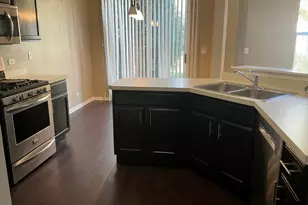 3248 Bromley Ln, Aurora, IL 60502 - Photo 4