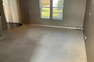 3248 Bromley Ln, Aurora, IL 60502 - Photo 2