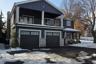 14N468 Bonnie Ln, Elgin, IL 60124 - Photo 2