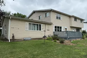 901 Gael Dr, Joliet, IL 60435 - Photo 1