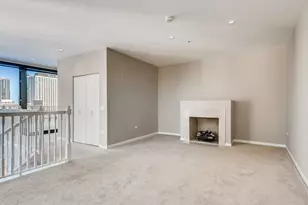 635 N Dearborn St, Chicago, IL 60654 - Photo 18