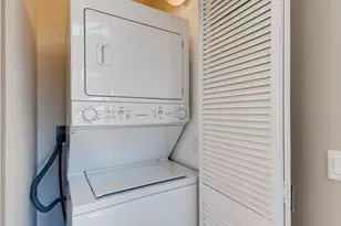 635 N Dearborn St, Chicago, IL 60654 - Photo 28