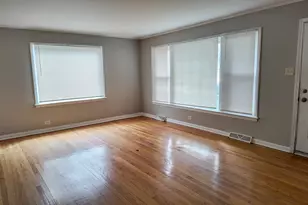 746 E 157th St, South Holland, IL 60473 - Photo 14