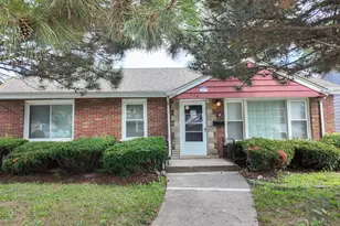 746 E 157th St, South Holland, IL 60473 - Photo 1