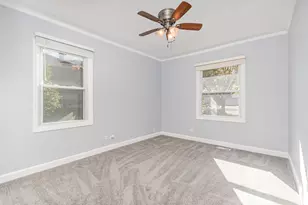 2476 Village Ct, Aurora, IL 60504 - Photo 12