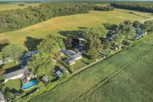 2434 N 7000W Rd, Bonfield, IL 60913 - Photo 2