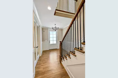 6200 Clarendon Hills Road, Willowbrook, IL 60527 - Photo 4