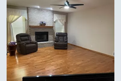 296 W Prairie Walk Lane, Round Lake, IL 60073 - Photo 14