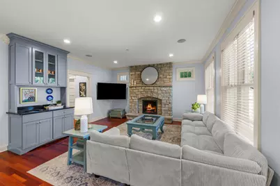 275 Merton Avenue, Glen Ellyn, IL 60137 - Photo 8