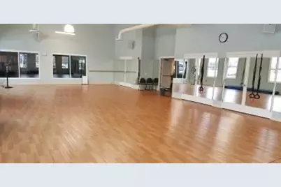 700 Brighton Drive, Pingree Grove, IL 60140 - Photo 36