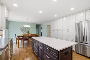 1165 Dickens Ave, Naperville, IL 60563 - Photo 18