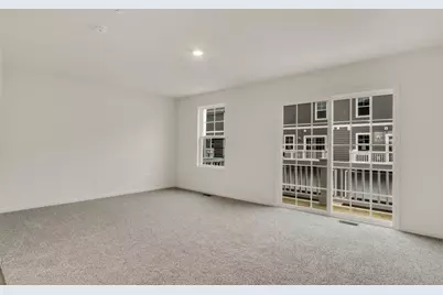 445 Lakeshore Court, Saint Charles, IL 60174 - Photo 6