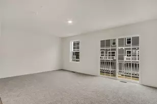 445 Lakeshore Ct, Saint Charles, IL 60174 - Photo 6