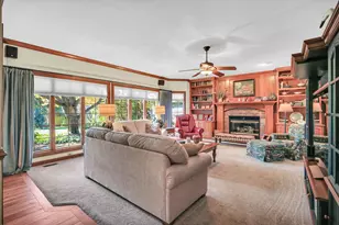 4005 Pinecrest Dr, Champaign, IL 61822 - Photo 10