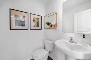 447 Lakeshore Ct, Saint Charles, IL 60174 - Photo 10