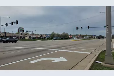 18W570 W North Avenue, Villa Park, IL 60181 - Photo 8