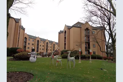 7400 W Lawrence Avenue #229, Harwood Heights, IL 60706 - Photo 10