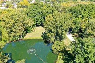 18238 W Gages Lake Rd, Grayslake, IL 60030 - Photo 14