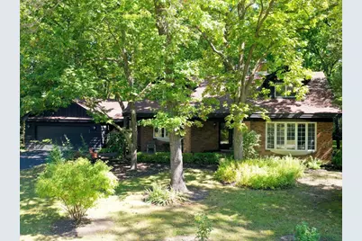 18238 W Gages Lake Road, Grayslake, IL 60030 - Photo 12