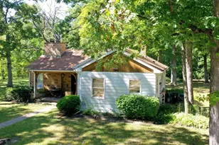 18238 W Gages Lake Rd, Grayslake, IL 60030 - Photo 4