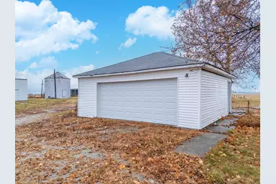 4043 N 3000 East Road, Strawn, IL 61775 - Photo 22
