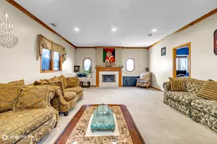 8619 Linder Ave, Burbank, IL 60459 - Photo 24