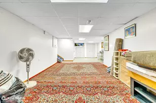 8619 Linder Ave, Burbank, IL 60459 - Photo 30