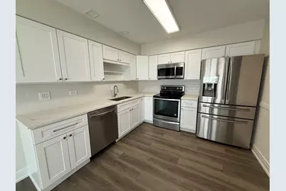 544 S La Grange Road #1S, La Grange, IL 60525 - Photo 2