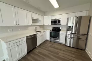 544 S La Grange Rd, La Grange, IL 60525 - Photo 2