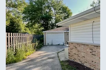 101 Shabbona Drive, Park Forest, IL 60466 - Photo 14