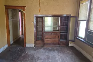 134 W 107th St, Chicago, IL 60628 - Photo 18