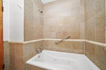 5223 W School Street #1, Chicago, IL 60641 - Photo 6