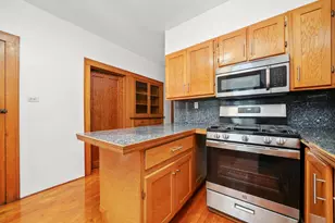 5223 W School St, Chicago, IL 60641 - Photo 8