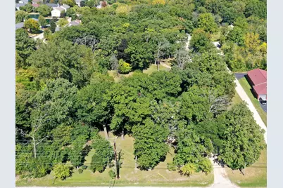 18238 W Gages Lake Road, Grayslake, IL 60030 - Photo 18