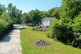 18238 W Gages Lake Rd, Grayslake, IL 60030 - Photo 8