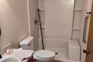 2628 Eagle Dr, Joliet, IL 60436 - Photo 12