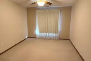 2628 Eagle Dr, Joliet, IL 60436 - Photo 8