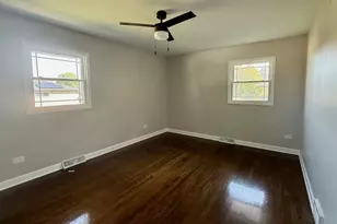 2958 191st St, Lansing, IL 60438 - Photo 8