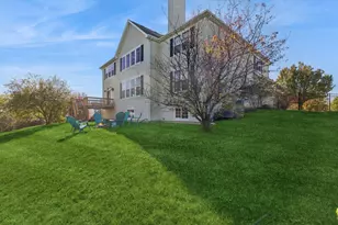 12321 Bartelt Ct, Huntley, IL 60142 - Photo 4