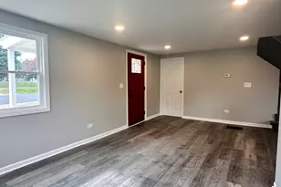 248 N State St, Franklin Grove, IL 61031 - Photo 8