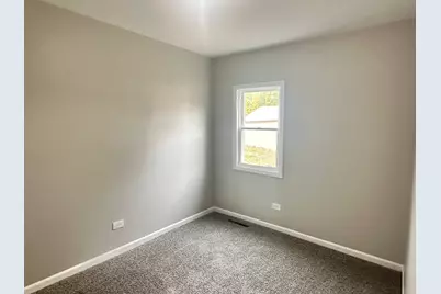 248 N State Street, Franklin Grove, IL 61031 - Photo 18