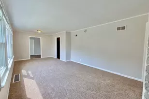 16784 Crane Ave, Hazel Crest, IL 60429 - Photo 6