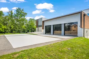 711 Becker Rd, Glenview, IL 60025 - Photo 8