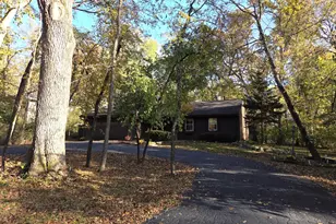 10821 Keokuk Trail, Roscoe, IL 61073 - Photo 2